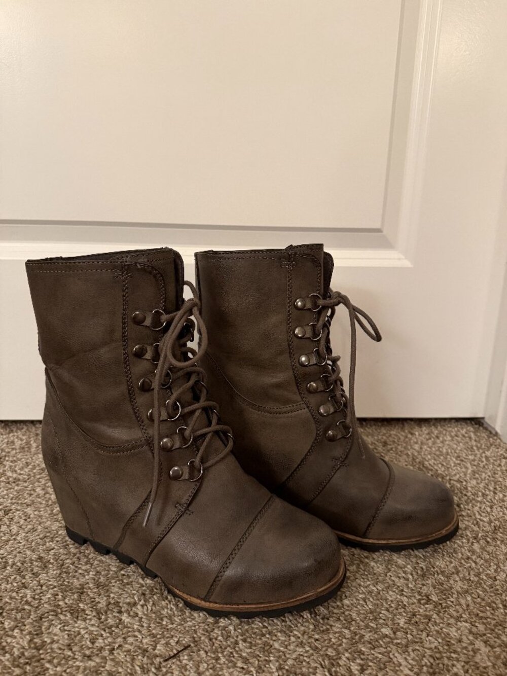 Merona Brown Lace Up Wedge Combat Boots Size 10 NWOT